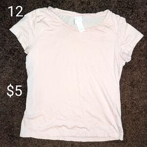 H&M, size XS, light pink shirt